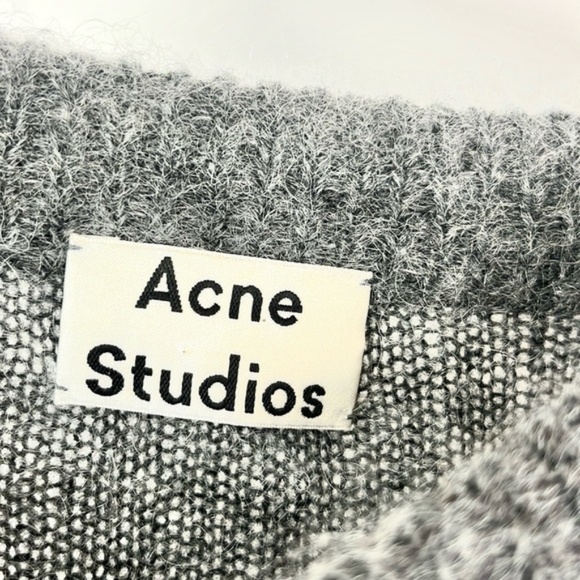 Acne Studios Dramatic Mohair Grey Melange Ribbed Sweater - Picture 7 of 8